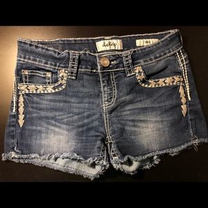buckle daytrip shorts
